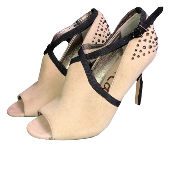 Sam Edelman Adrienne studded heels pumps 8 - Picture 1 of 11